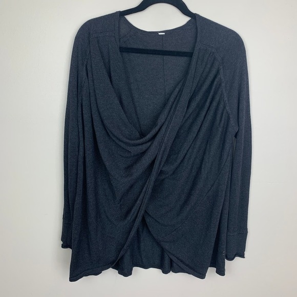 Lululemon Iconic Wrap in Slate Grey Size 6/8 - Picture 1 of 7